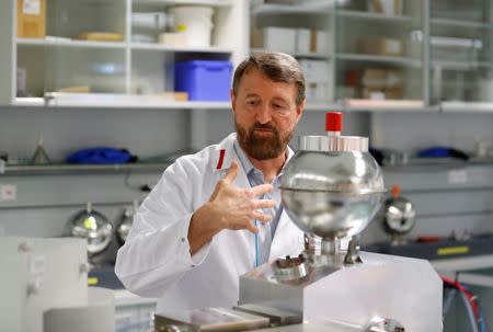 Steve Balsley, head of the International Atomic Energy Agency (IAEA) Nuclear Material Laboratory, talks to journalists in Seibersdorf, Austria June 13, 2018. Picture taken June 13, 2018. REUTERS/Leonhard Foeger