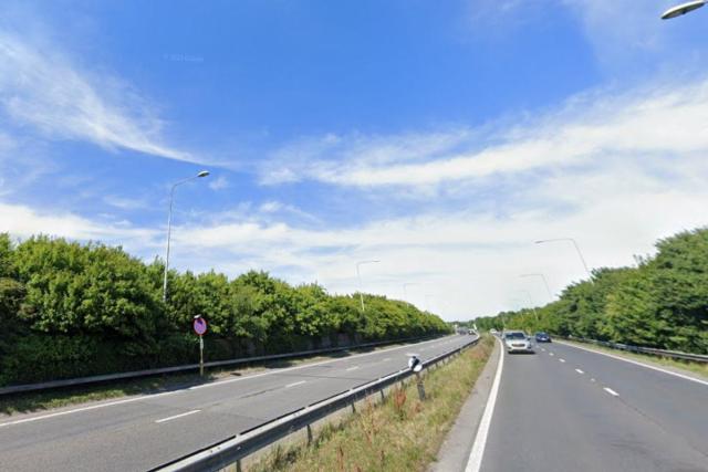 Drivers delayed as collision blocks lane of A27 Havant Road near