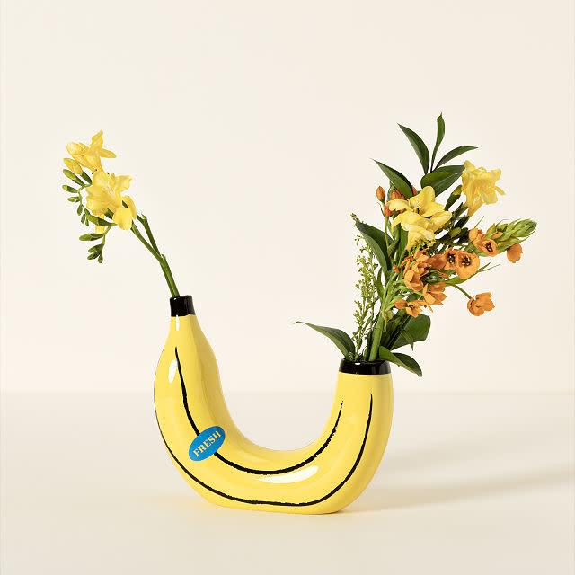 <p><a href="https://go.redirectingat.com?id=74968X1596630&url=https%3A%2F%2Fwww.uncommongoods.com%2Fproduct%2Fa-peeling-banana-vase&sref=https%3A%2F%2Fwww.bestproducts.com%2Flifestyle%2Fg3537%2Ffunny-valentines-day-gift-ideas%2F" rel="nofollow noopener" target="_blank" data-ylk="slk:Shop Now;elm:context_link;itc:0;sec:content-canvas" class="link ">Shop Now</a></p><p>A-peeling Banana Vase</p><p>uncommongoods.com</p><p>$38.00</p><span class="copyright">Uncommon Goods</span>