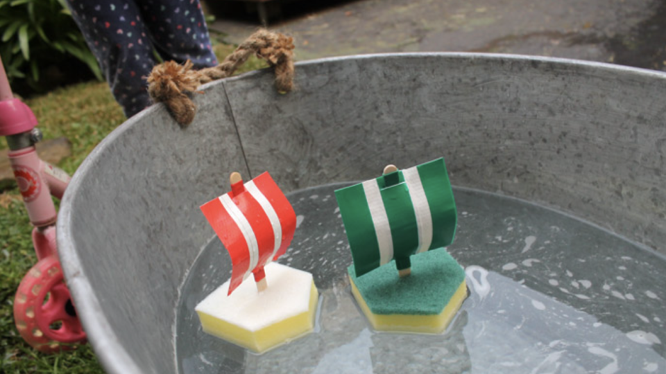 back to school activities, diy sponge boats in a bucket of water