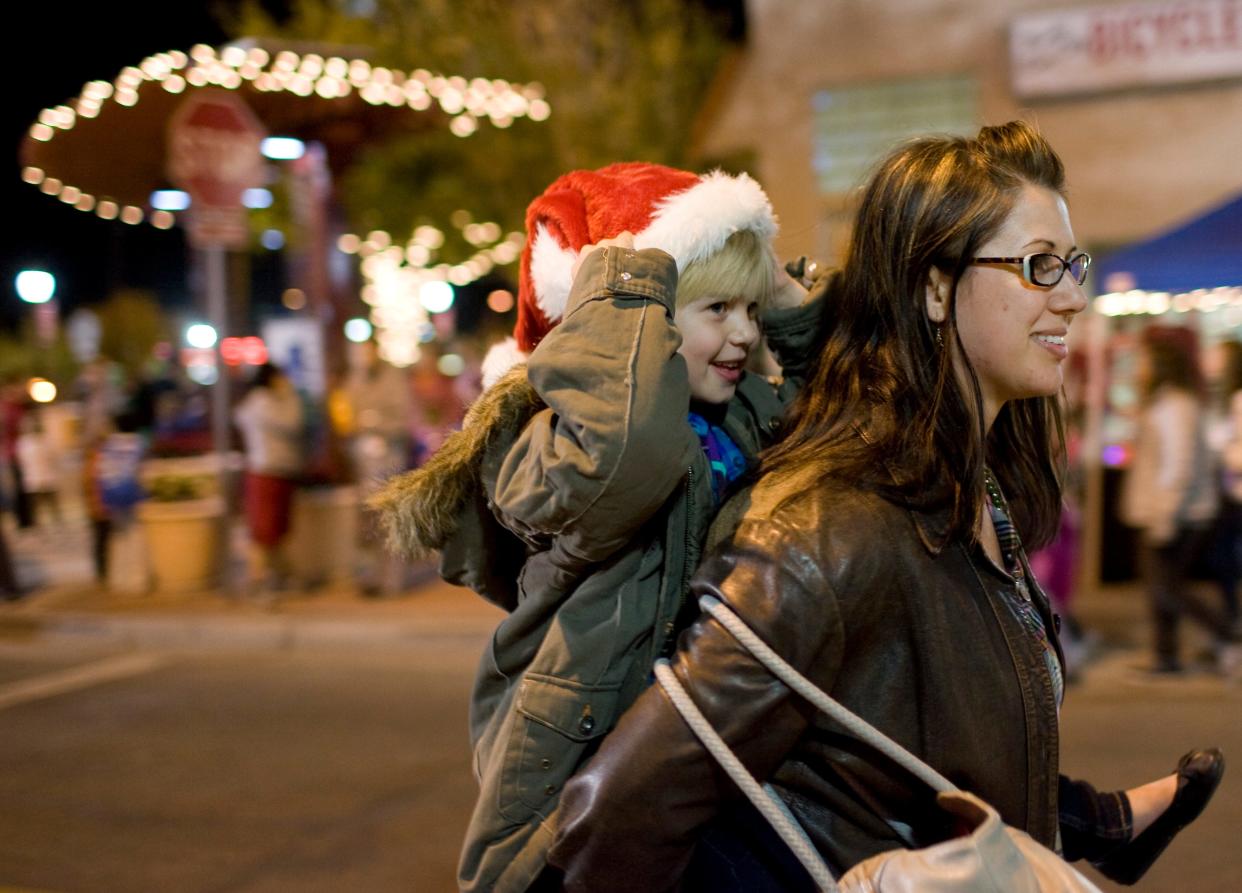 Peoria's Old Town Holiday Festival is coming up, here's what sort of festivities you can expect to feel the holiday spirit in our desert wonderland. | DETAILS: 5-9 p.m. Saturday, Dec. 11. Old Town Peoria, south of Peoria and Grand avenues. Free. 623-773-7000, peoriaaz.gov.