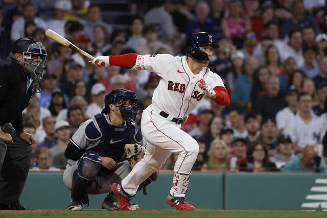 Whitlock dominates Angels, Turner homers as Red Sox win, 2-1