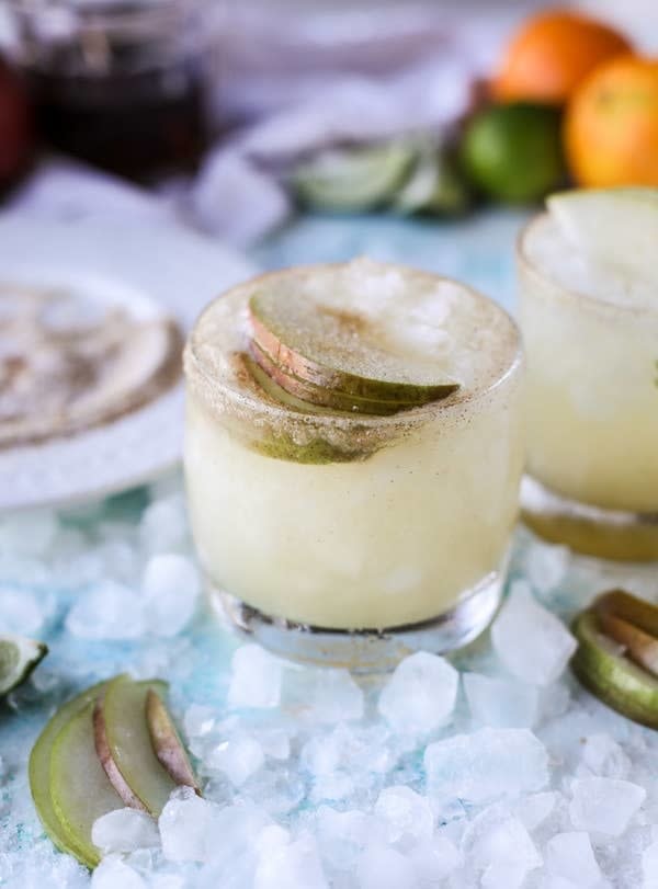 Honey Vanilla Pear Margaritas in glasses on ice