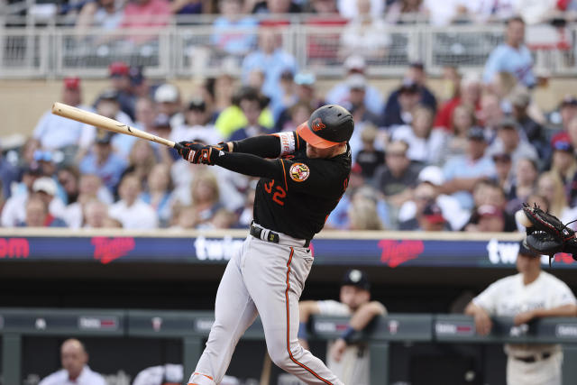 O's win at Target Field marked by the latest great catch by Mullins - Blog