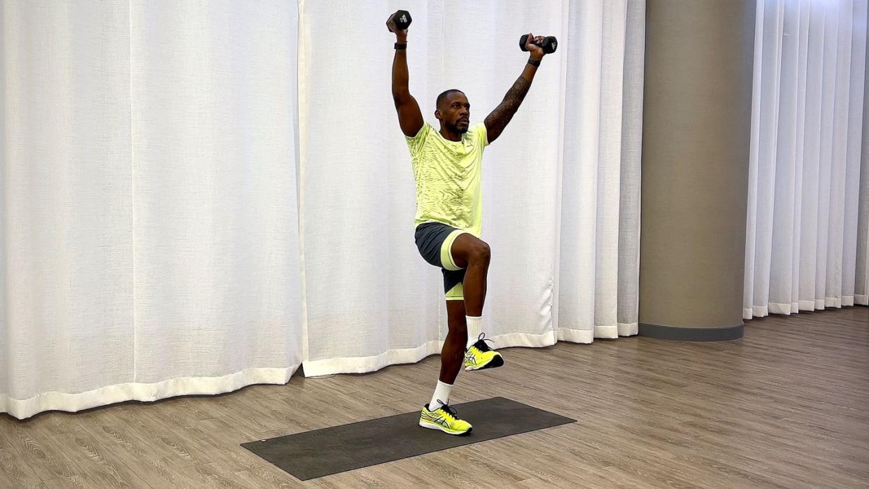 10minute core workout, yusuf jeffers practices singleleg balance with y hold exercise