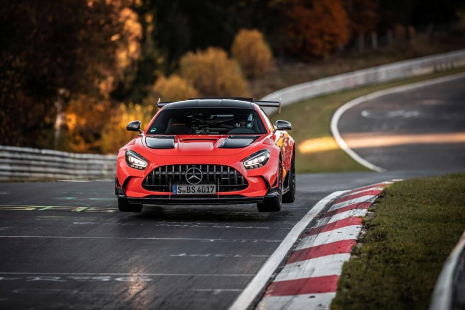 mercedes-amg-gt-black-series