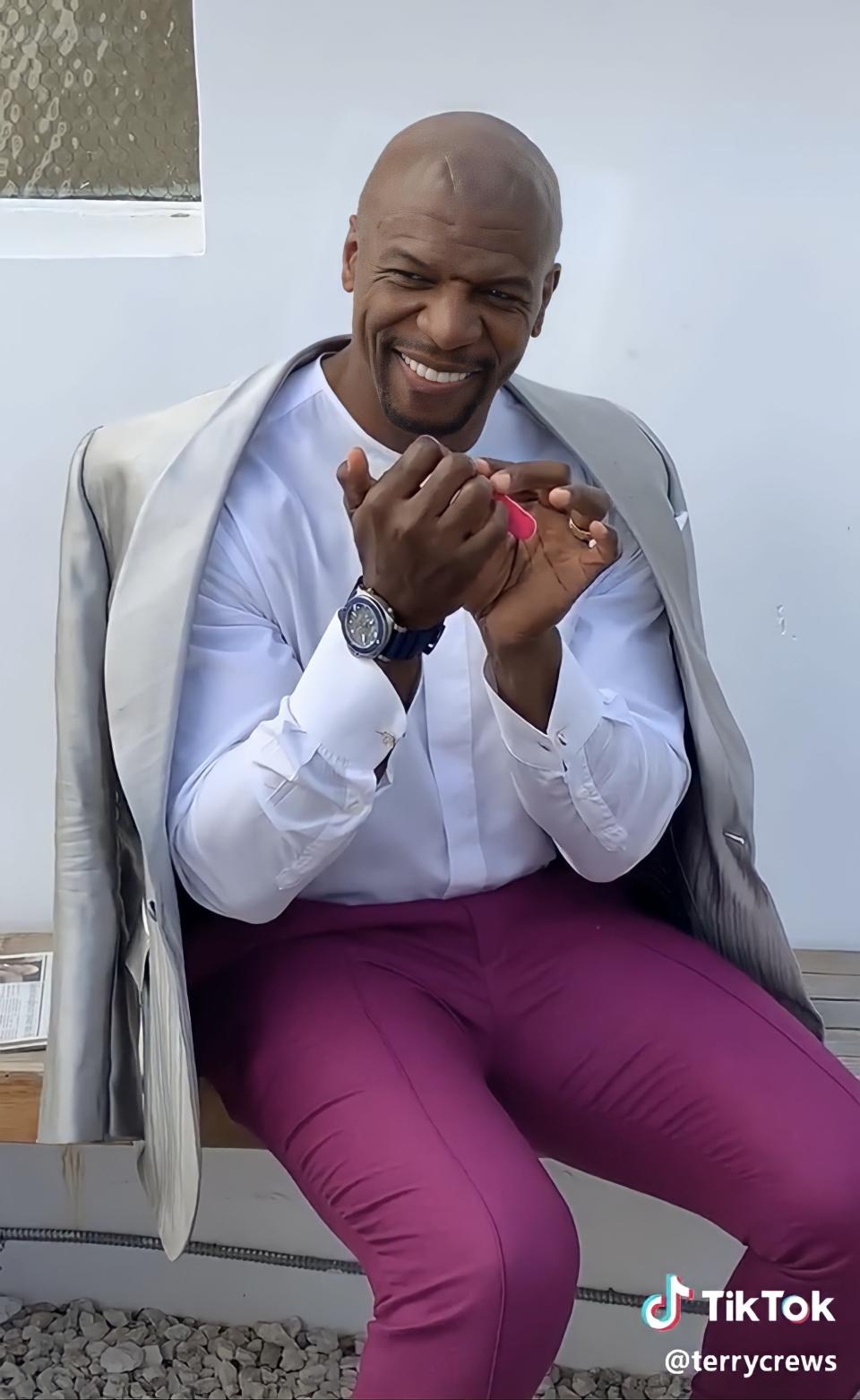 Actor Terry Crews uploaded a video of himself filing his nails to the tune of “Eyes.Lips.Face.” shortly after the song’s debut.