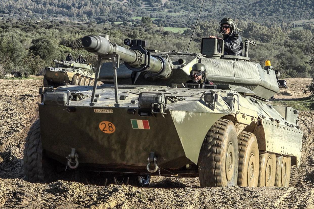 centauro b1 19th cavalry regiment italian army