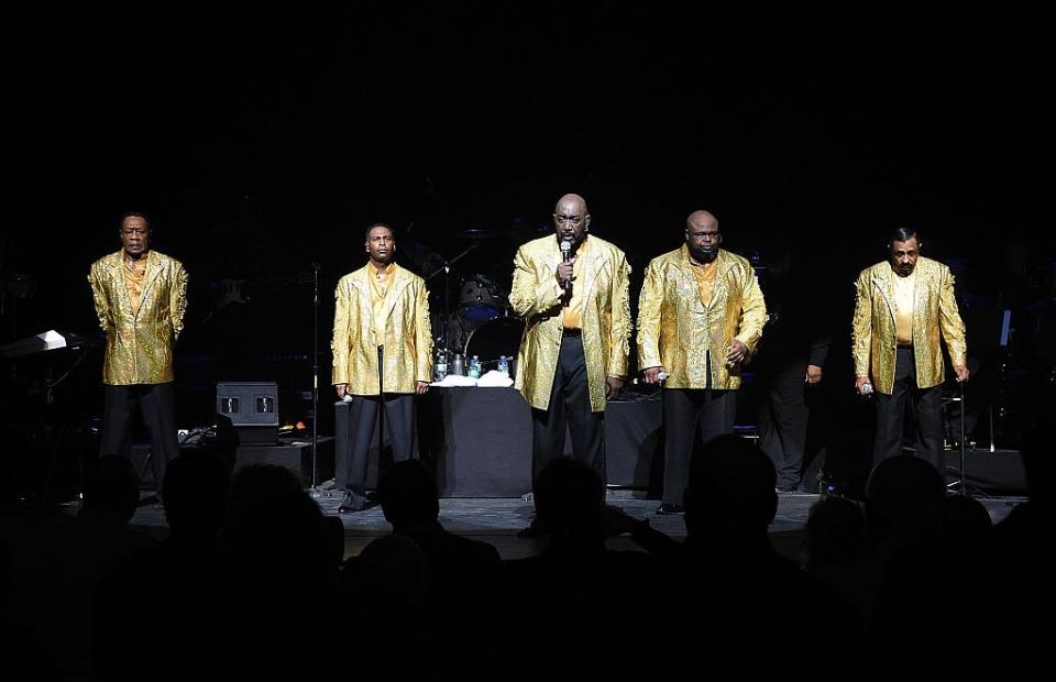 "The Temptations And The Four Tops On Broadway" - Curtain Call