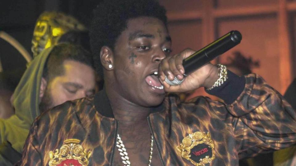 <p>Kodak Black was hit with more bad news while behind bars after a concert promoter used the opportunity to serve him with legal papers. According to court documents obtained by the Blast, promoter Nicholas Fitts wasted no time after Kodak was arrested, in hiring a process server to head over to the jail. Only days […]</p> <p>The post <a rel="nofollow noopener" href="https://theblast.com/kodak-black-served-lawsuit-while-in-jail/" target="_blank" data-ylk="slk:Kodak Black Served With $500,000 Lawsuit While Locked Up in Miami Jail;elm:context_link;itc:0;sec:content-canvas" class="link ">Kodak Black Served With $500,000 Lawsuit While Locked Up in Miami Jail</a> appeared first on <a rel="nofollow noopener" href="https://theblast.com" target="_blank" data-ylk="slk:The Blast;elm:context_link;itc:0;sec:content-canvas" class="link ">The Blast</a>.</p>