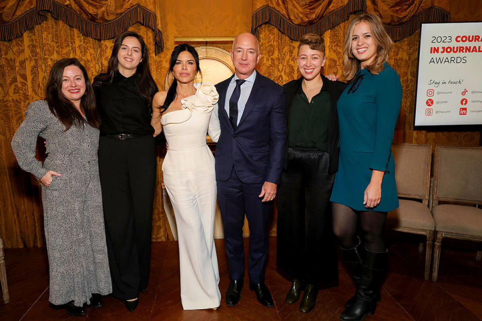 Lauren Sanchez, Jeff Bezos, Siobhan O’Grady, Anastacia Galouchka, Kamila Hrabchuk, IWMF Courage in Journalism Awards, Elie Saab