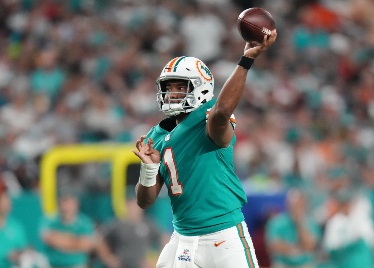 Miami Dolphins' Tyreek Hill: Tua Tagovailoa's doubters 'are gonna take  their words back' during 2022 season 