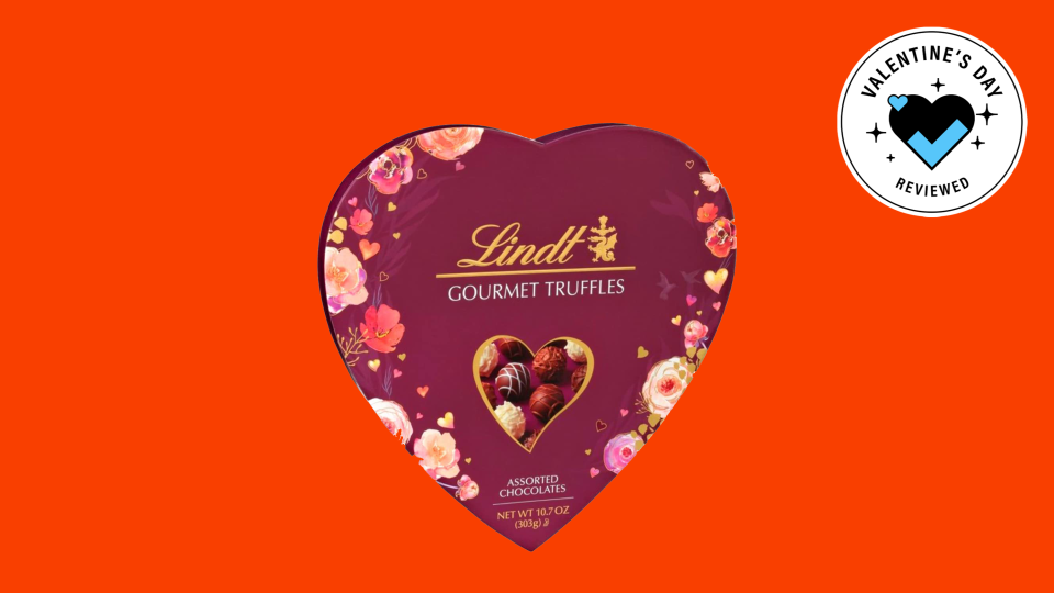 Cheap Valentine’s Day gifts under $25: Lindt Valentine's gourmet chocolate truffles heart