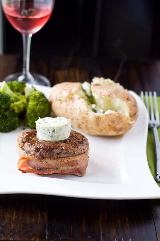 Pan-Seared Filet Mignon with Roasted Garlic Compound Butter