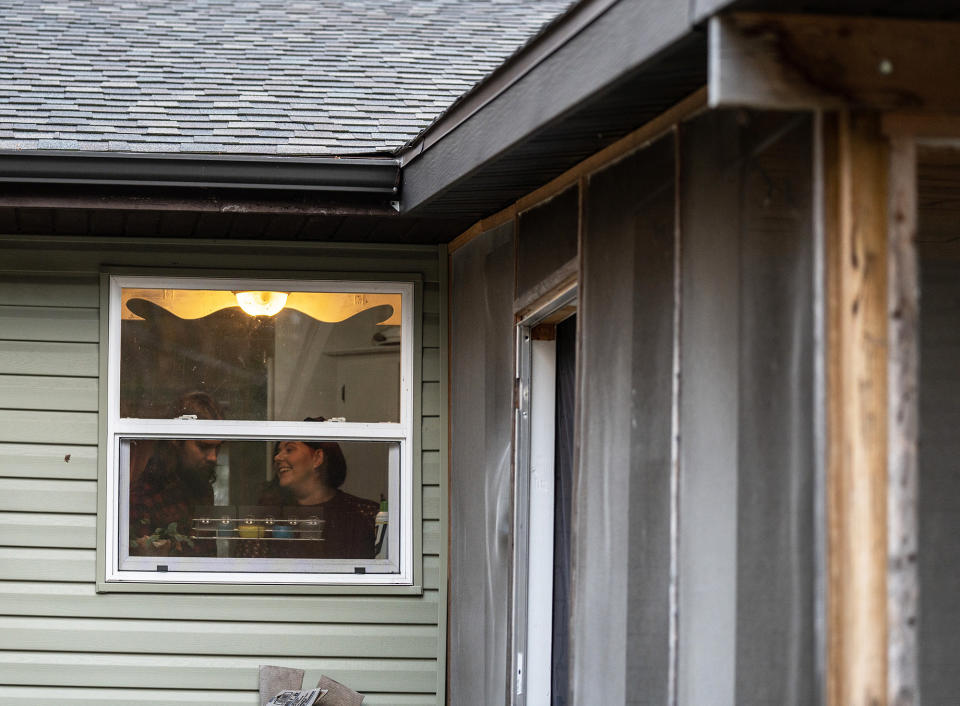 Scott and Hannah at their home in West Plains, Missouri, on Nov. 3, 2022