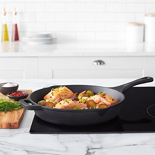 2) AmazonBasics 15-Inch Cast Iron Skillet