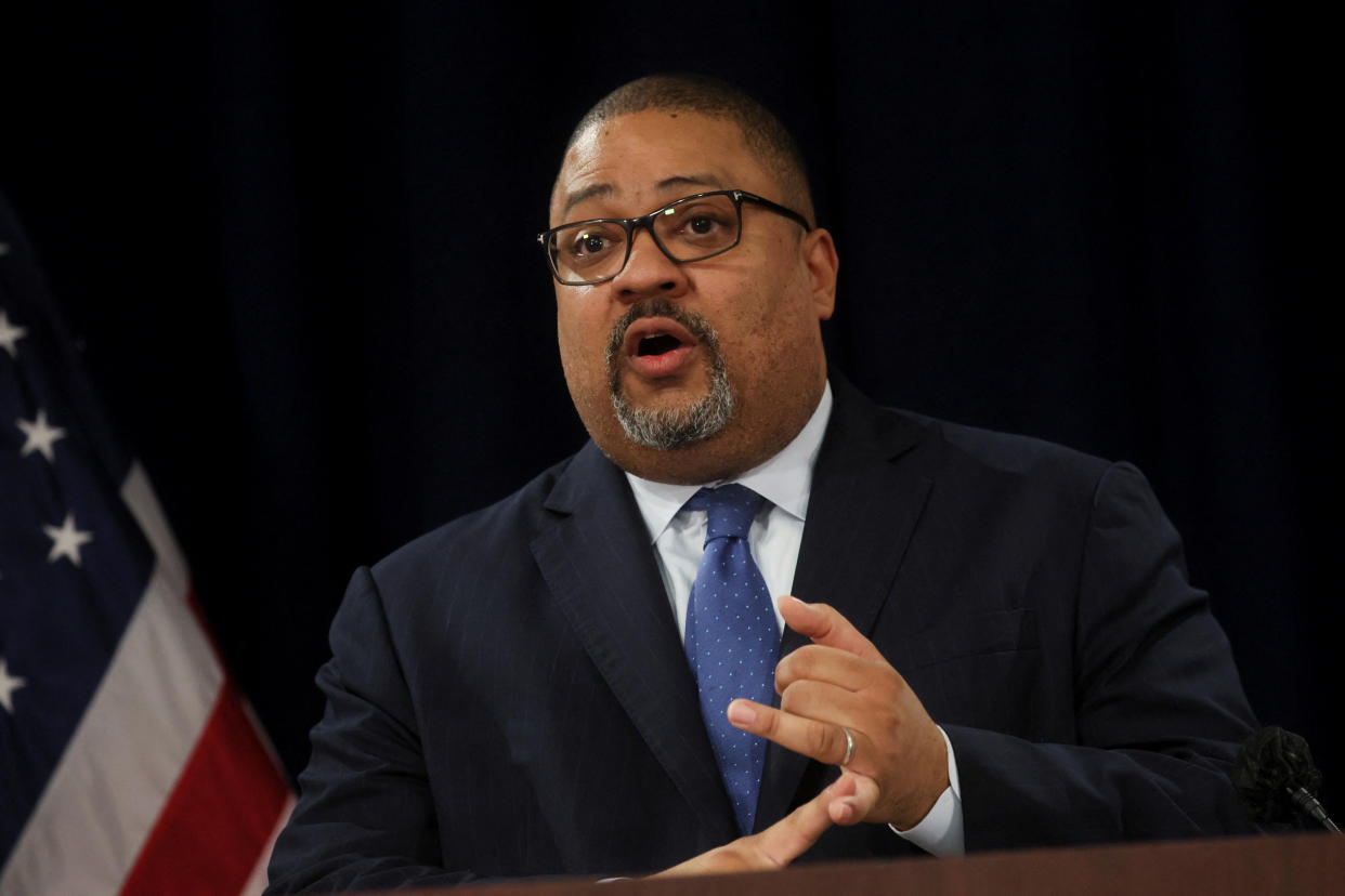 Manhattan District Attorney Alvin Bragg speaks at a podium.