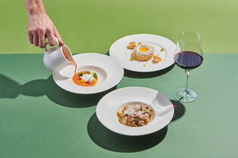 A picture of a three course set lunch