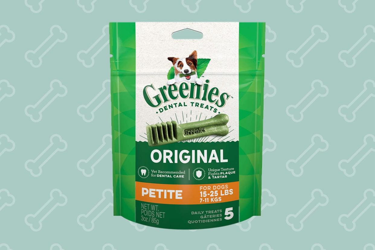 Brand photo of Greenies dental treats for petite dogs
