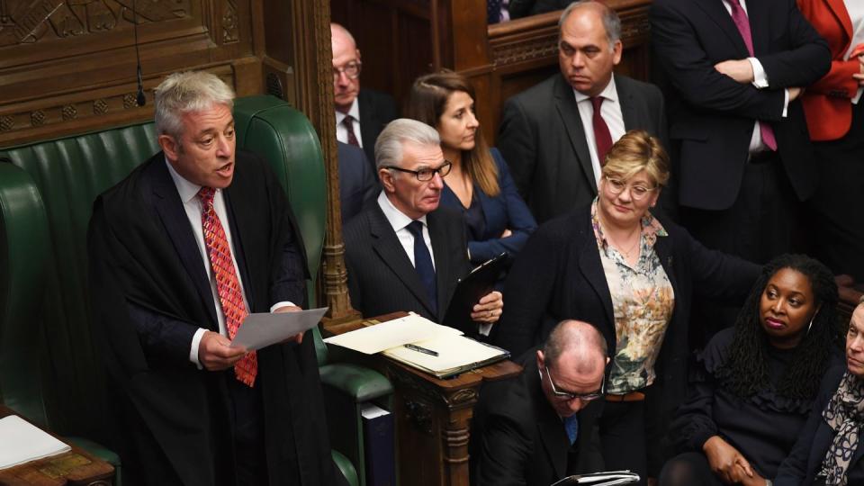 John Bercow (l) leitet 2019 eine Debatte im Unterhaus.