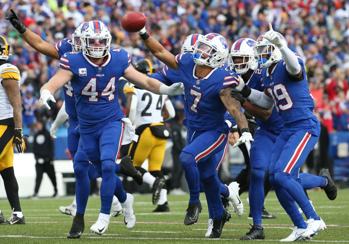 NFL playoffs: Picks, predictions for Buffalo Bills-Kansas City Chiefs