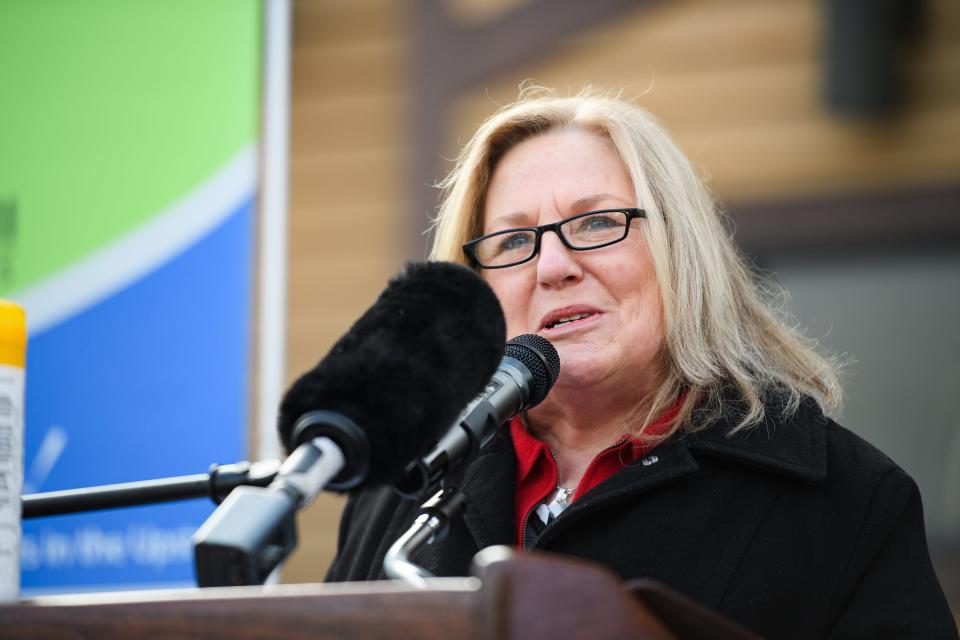 Lorain Crowl of United Housing Connections speaks during a press conference announcing an emergency quarantine shelter for homeless with COVID-19 at Whitehorse Academy Dec. 17, 2020. 