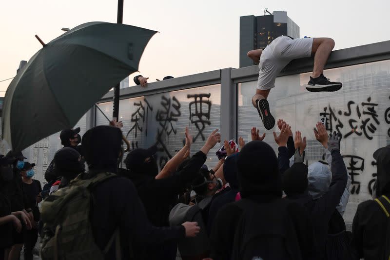 People join "Lest We Forget" rally in Hong Kong