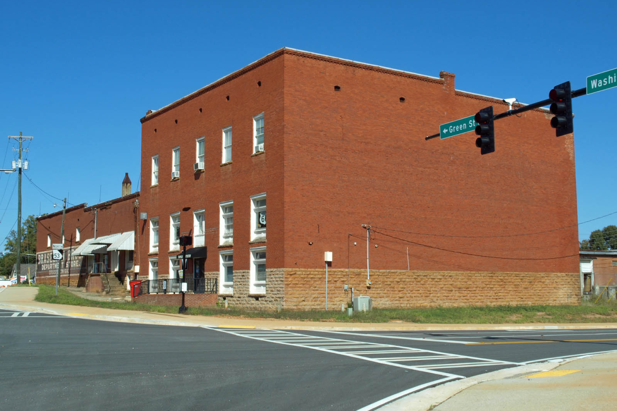 Street scene of the Braselton Historic District