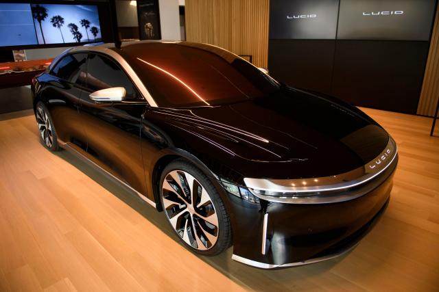 Tesla competitor Lucid Air luxury EV gets wireless Apple CarPlay