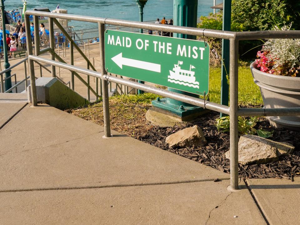 Niagara Falls Maid of the Mist boat tour