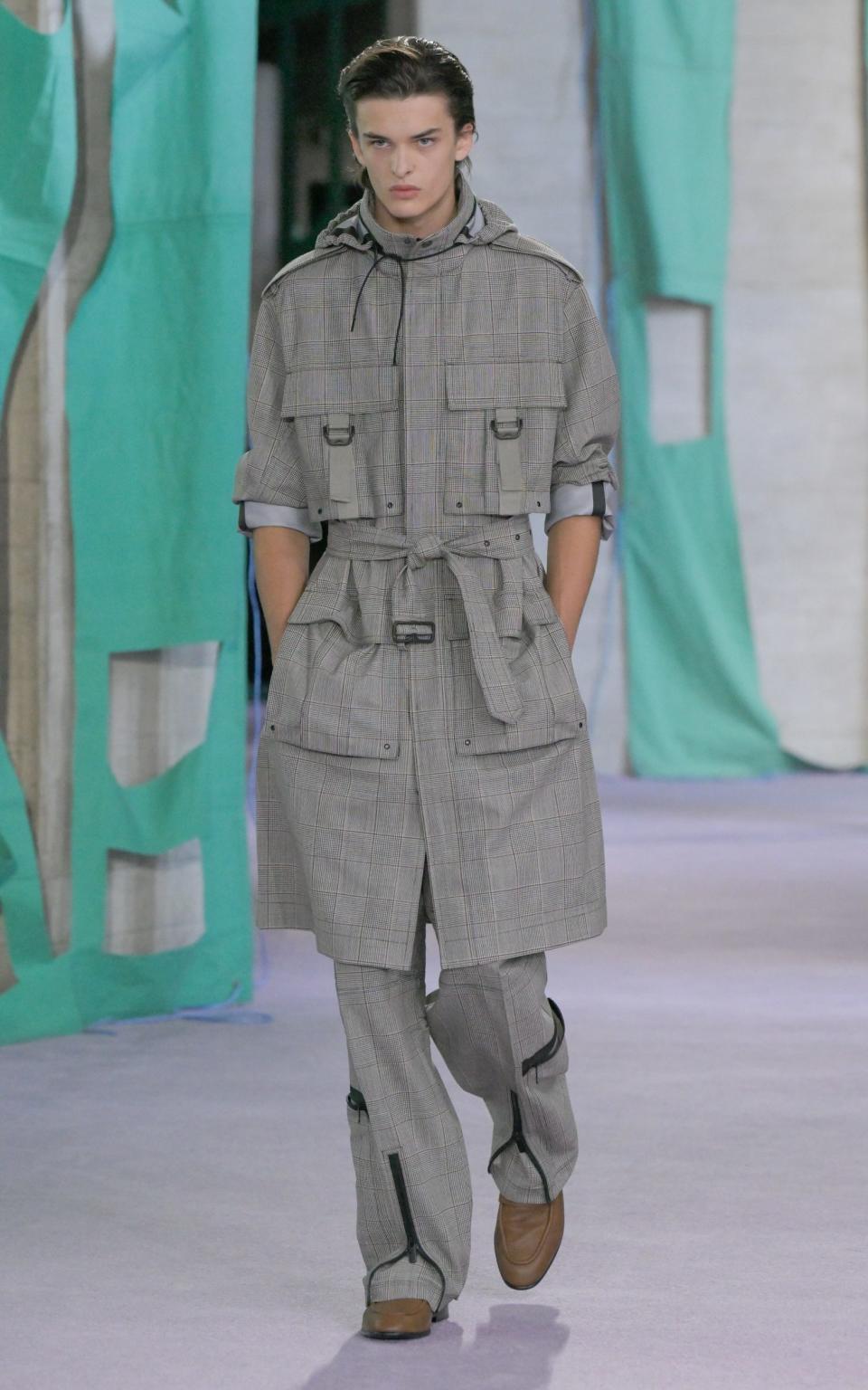 Model in trench coat on the Burberry catwalk