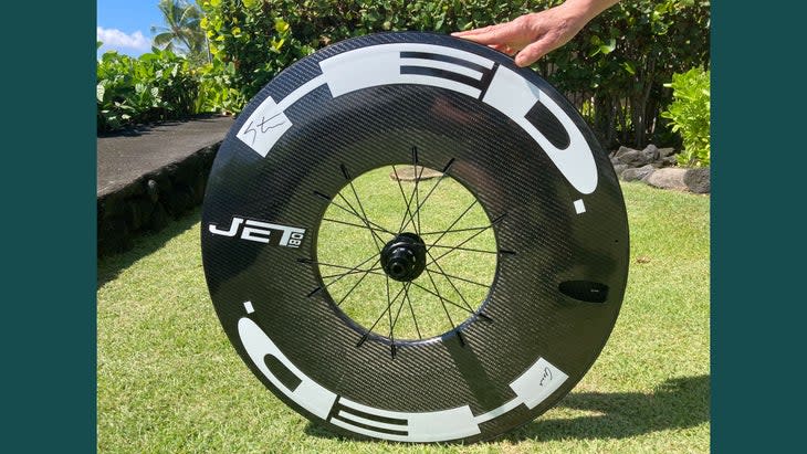 <span class="article__caption">The Jet 180 comes in disc and rim brake options and is tubeless compatible. Internal width is 21mm, and external is 32.5mm.</span> (Photo: Jon Dorn)