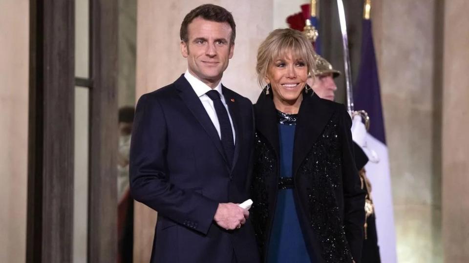 O presidente franc&#xea;s Emmanuel e a primeira-dama Brigitte Macron