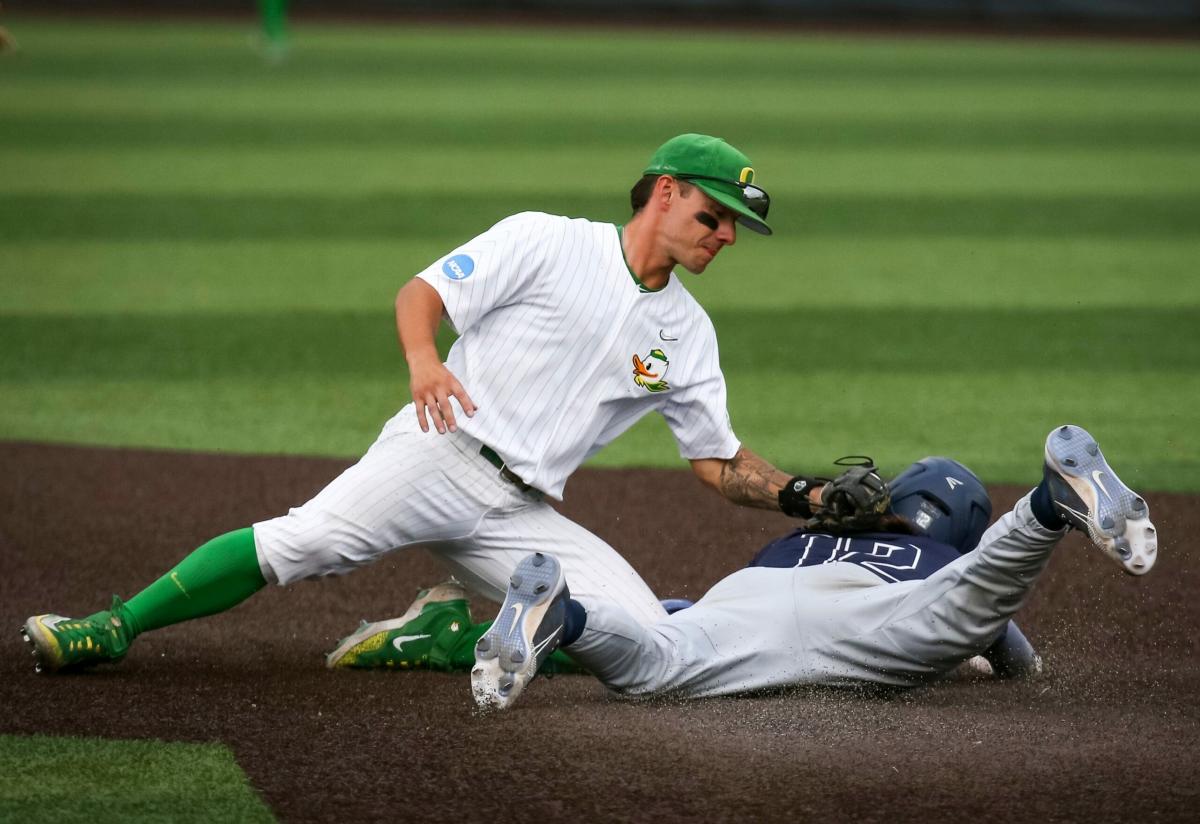 Oregon Baseball: Ducks announce Super Regional sellout vs Oral Roberts