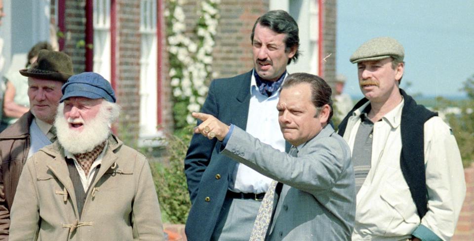 Only Fools and Horses stars David Jason, Buster Merryfield, John Challis and Denis Lill in 1989. (Getty Images)