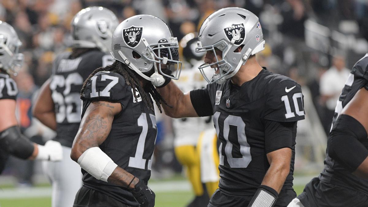 Steelers vs. Raiders at a glance, Sports