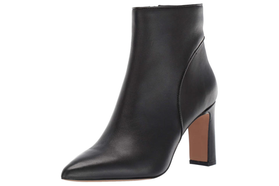 boots, black boots, heeled, pointed toe, steve madden