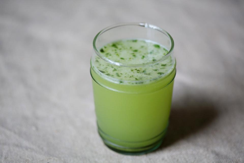 Basil-Vodka Gimlet