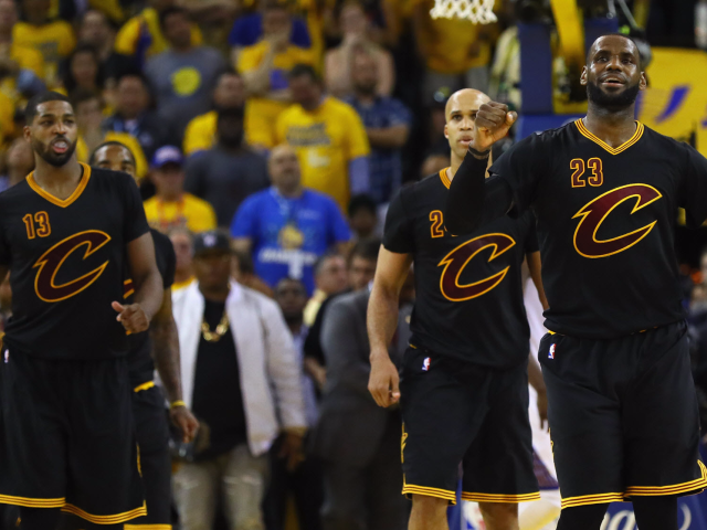 LeBron James Hates the NBA's Sleeved Jerseys So Much He Ripped