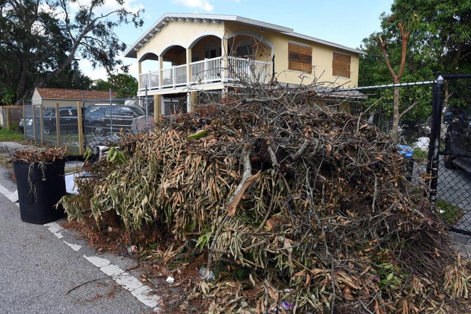 As huge piles of debris sit on the edges of properties around the county, officials say contracted debris workers will be out 7 days a week to collect Irma waste.