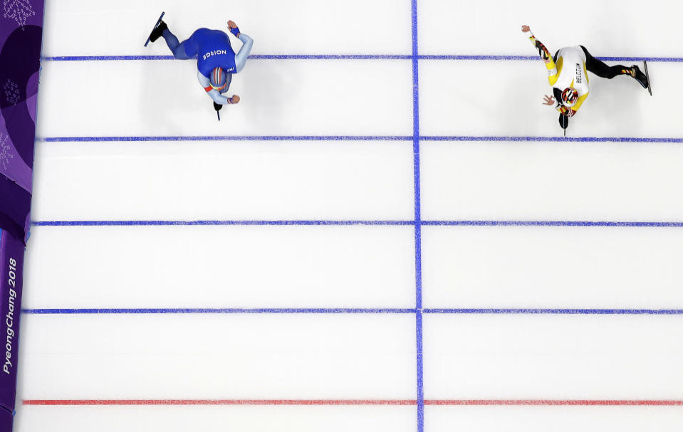 <p>Henrik Fagerli Rukke of Norway, left, and Belgium’s Mathias Voste compete during the Men’s 1,000m Speed Skating race at the Gangneung Oval at the PyeongChang 2018 Winter Olympics in South Korea, Feb. 23, 2018.<br> (AP Photo/Eugene Hoshiko) </p>