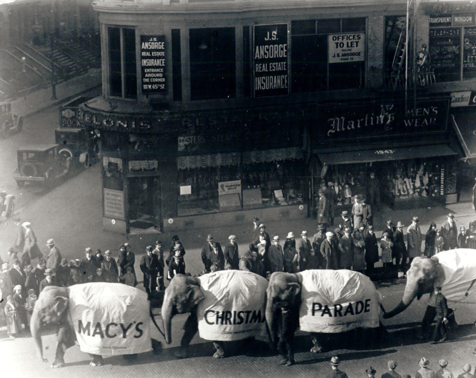 Elephants in the first Macy&rsquo;s Parade, then called Macy&rsquo;s Christmas Parade