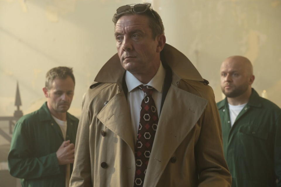 Peter Serafinowicz in Dead Hot (Prime Video)