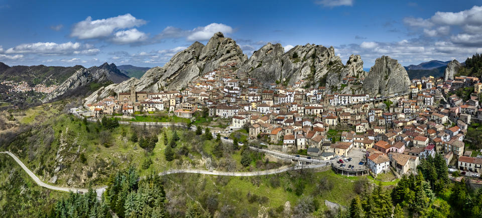 Pietrapertosa en Italie (Crédit : Getty Images). 