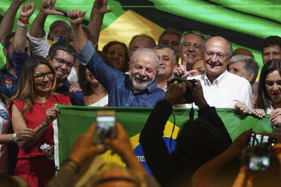 Luiz Inacio Lula da Silva delivers his first speech to the press after his victory over President Bolsonaro, in the city of Sao Paulo, Oct. 29, 2022.<span class="copyright">Lincon Zarbietti/picture-alliance/dpa/AP Images</span>