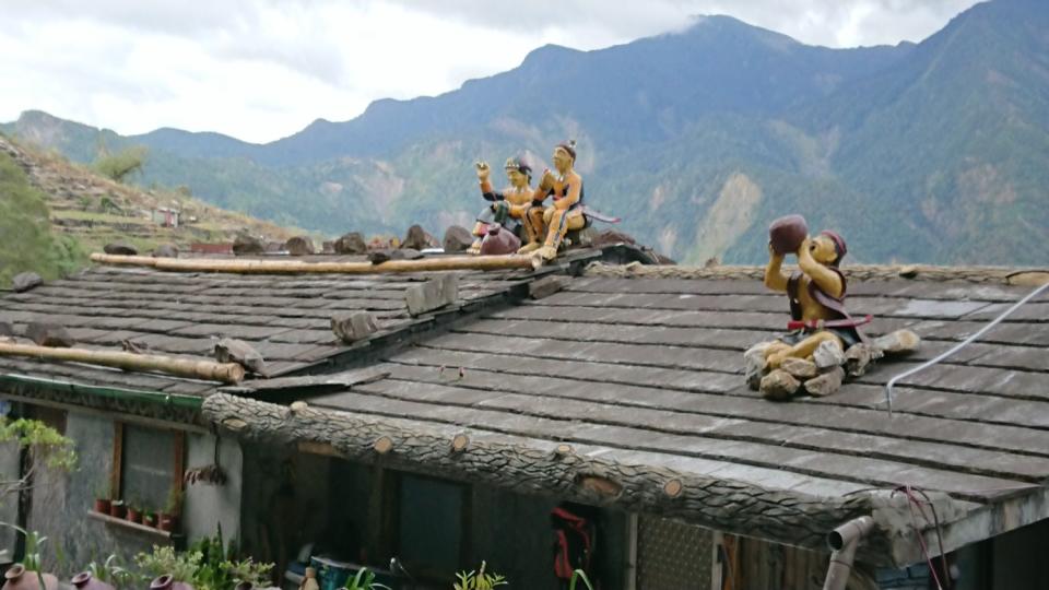 雲霧中的原民秘境 神山部落體驗魯凱族美食文化