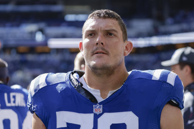 Ryan Kelly clearly wasn't happy with the Colts' quarterback change