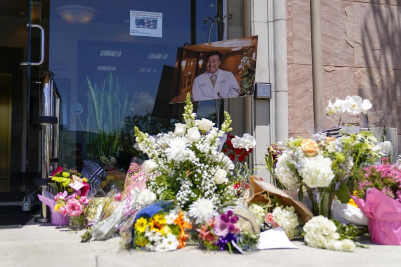 在加州爾灣台灣長老教會槍擊案中捨己救人的死者鄭達志醫師。（美聯社）