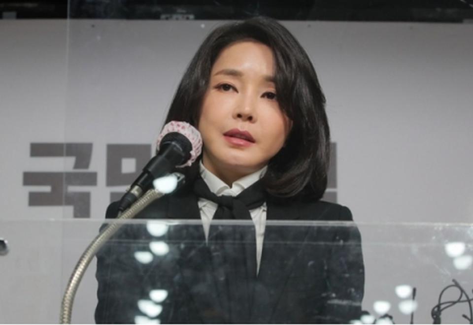 南韓第一夫人金建希（圖）收受名牌包一案，南韓肅貪機構以「查無不法」為由，決定不處罰金建希。