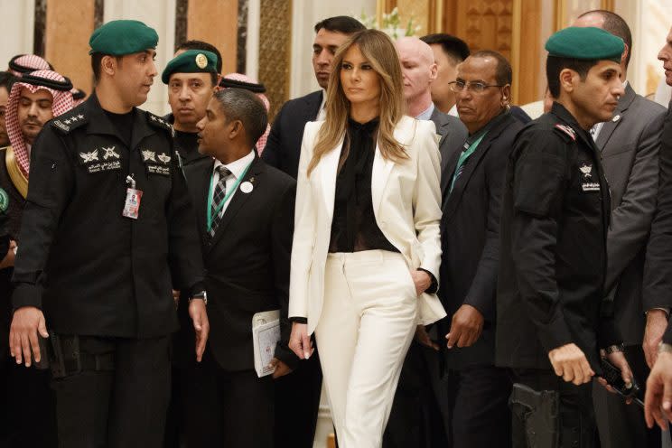 melania trump saudi arabia headscarf